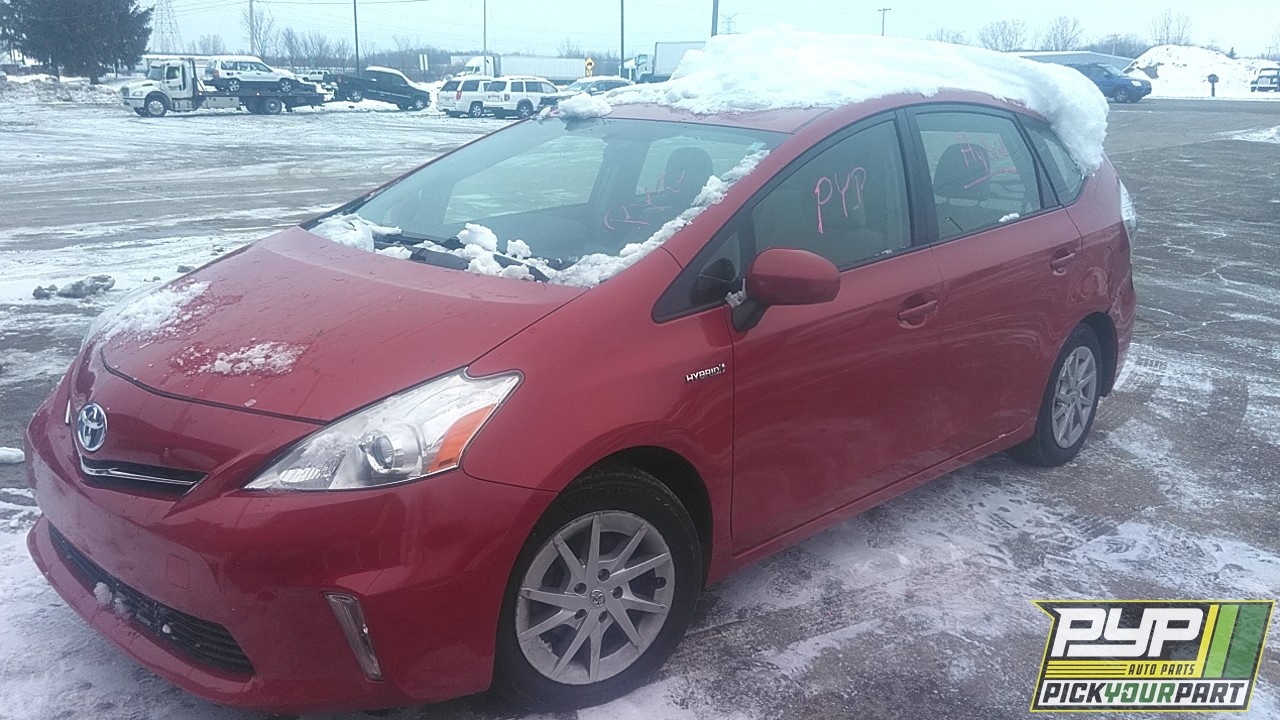 2012 TOYOTA PRIUS V partes disponibles