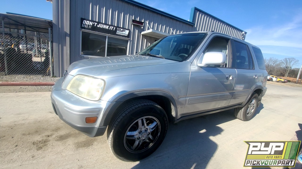 2001 HONDA CR-V available for parts