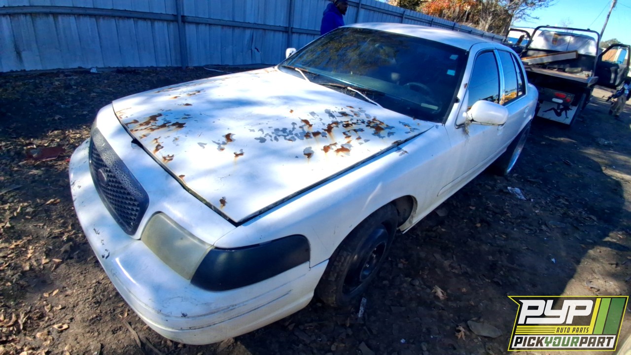 2003 FORD CROWN VICTORIA available for parts