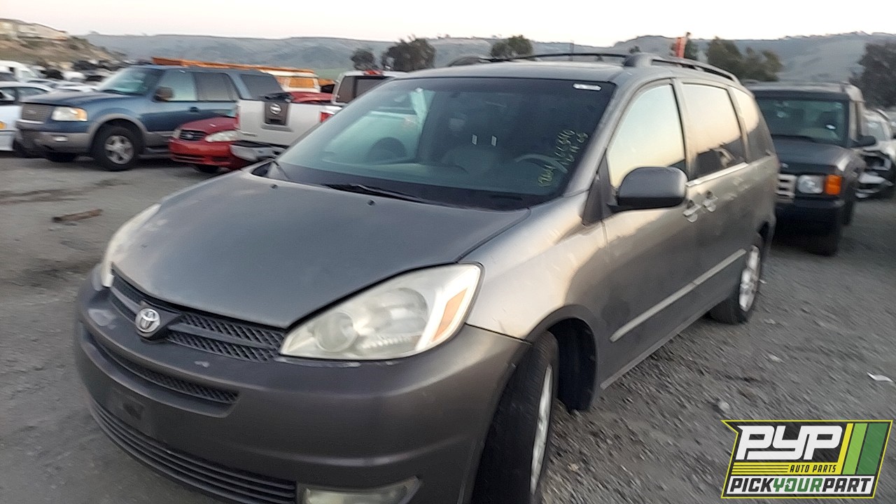 2005 TOYOTA SIENNA partes disponibles