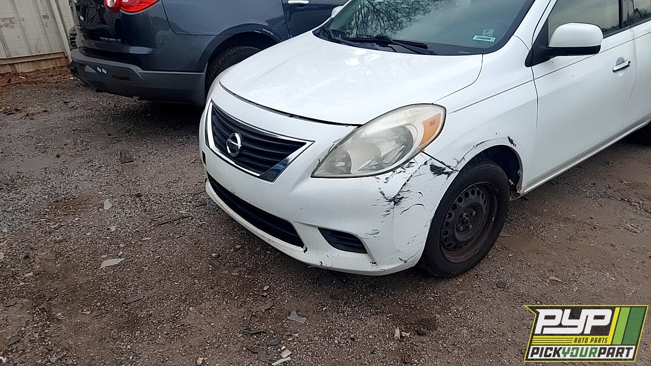 2014 NISSAN VERSA partes disponibles