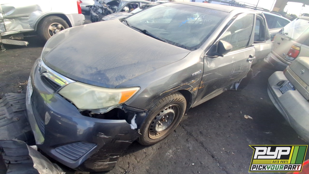 2012 TOYOTA CAMRY partes disponibles