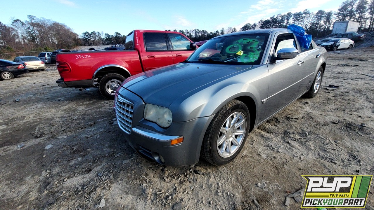 2006 CHRYSLER 300 available for parts