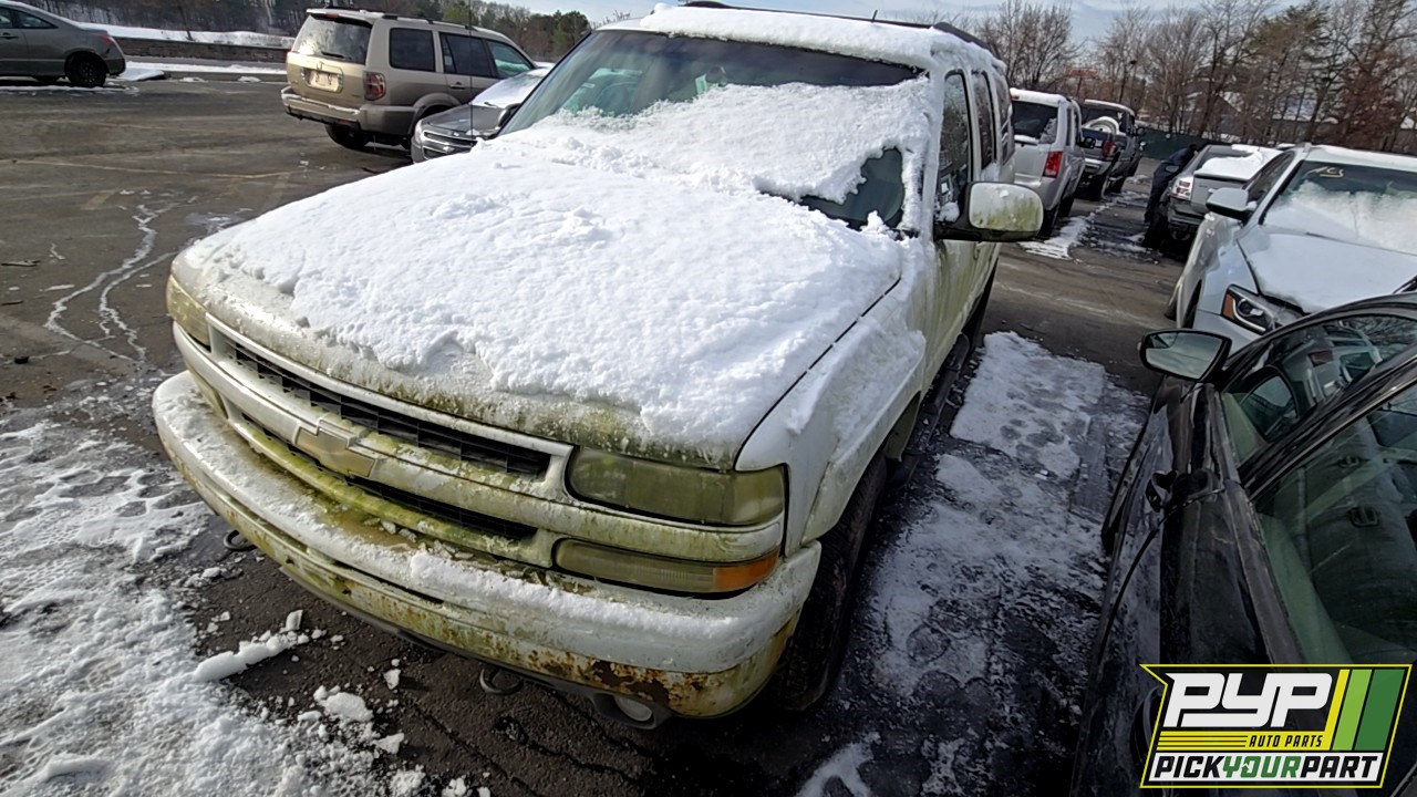 2004 CHEVROLET SUBURBAN 1500 available for parts