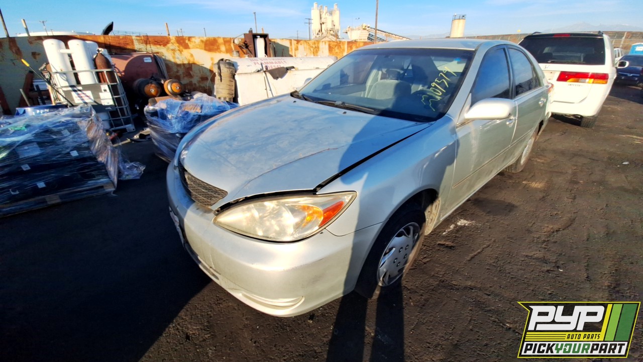 2003 TOYOTA CAMRY partes disponibles