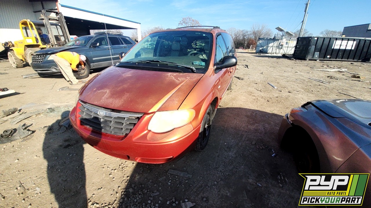 2006 CHRYSLER TOWN & COUNTRY partes disponibles