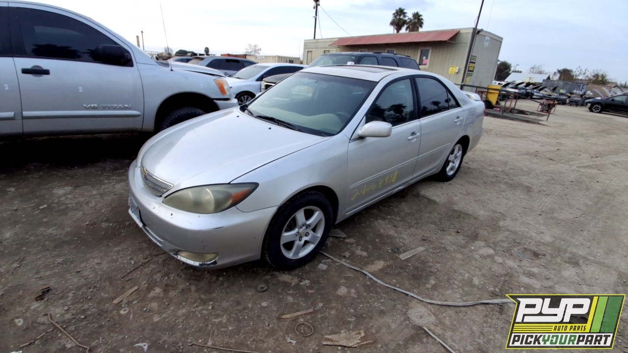 2003 TOYOTA CAMRY partes disponibles