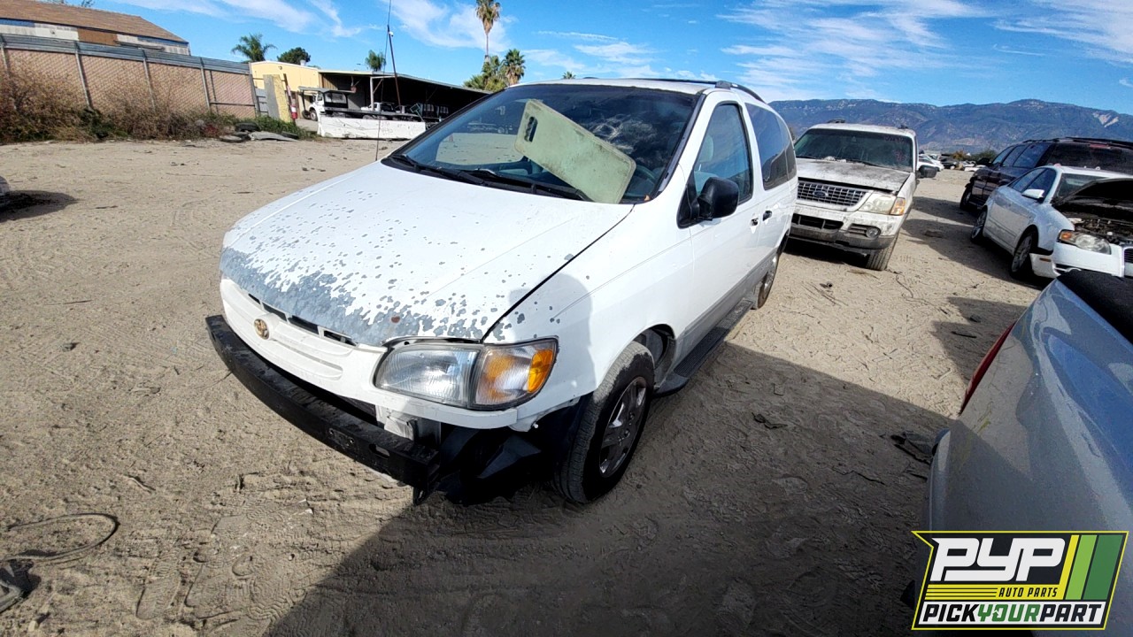 2000 TOYOTA SIENNA available for parts
