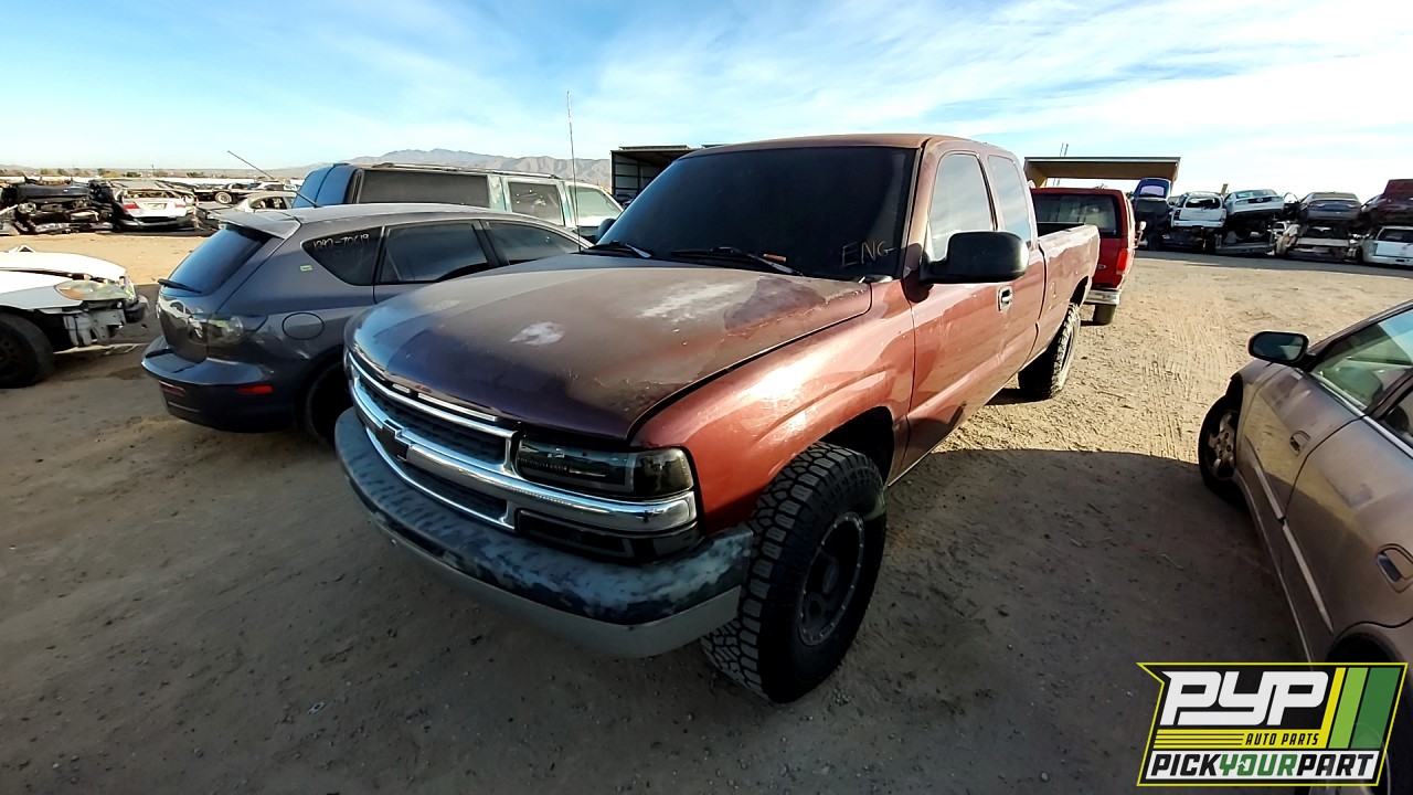 2000 CHEVROLET SILVERADO 2500 available for parts