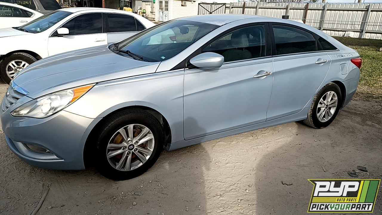 2013 HYUNDAI SONATA available for parts