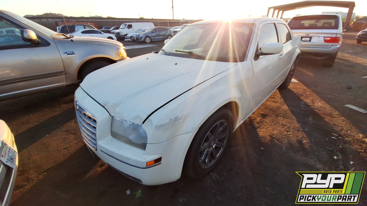 2006 CHRYSLER 300 partes disponibles