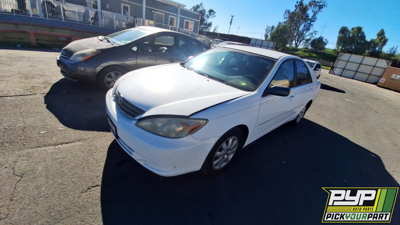 2003 TOYOTA CAMRY partes disponibles