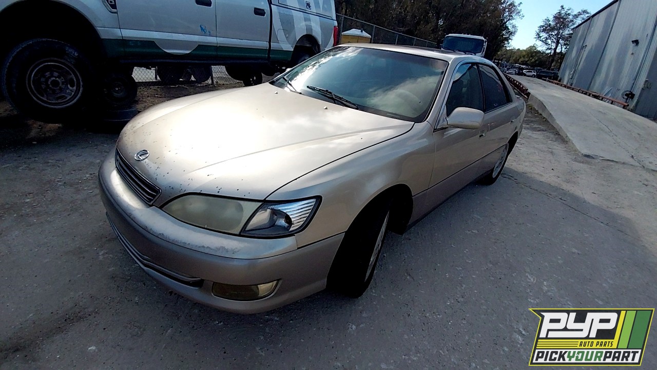 2001 LEXUS ES300 partes disponibles