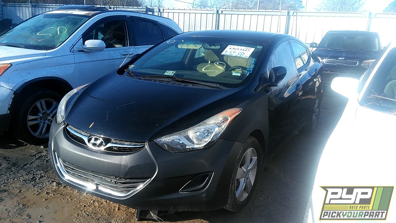 2013 HYUNDAI ELANTRA partes disponibles
