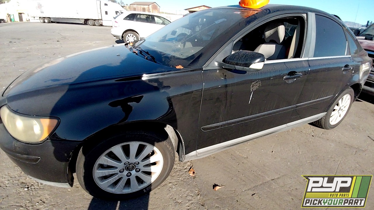 2005 VOLVO S40 available for parts