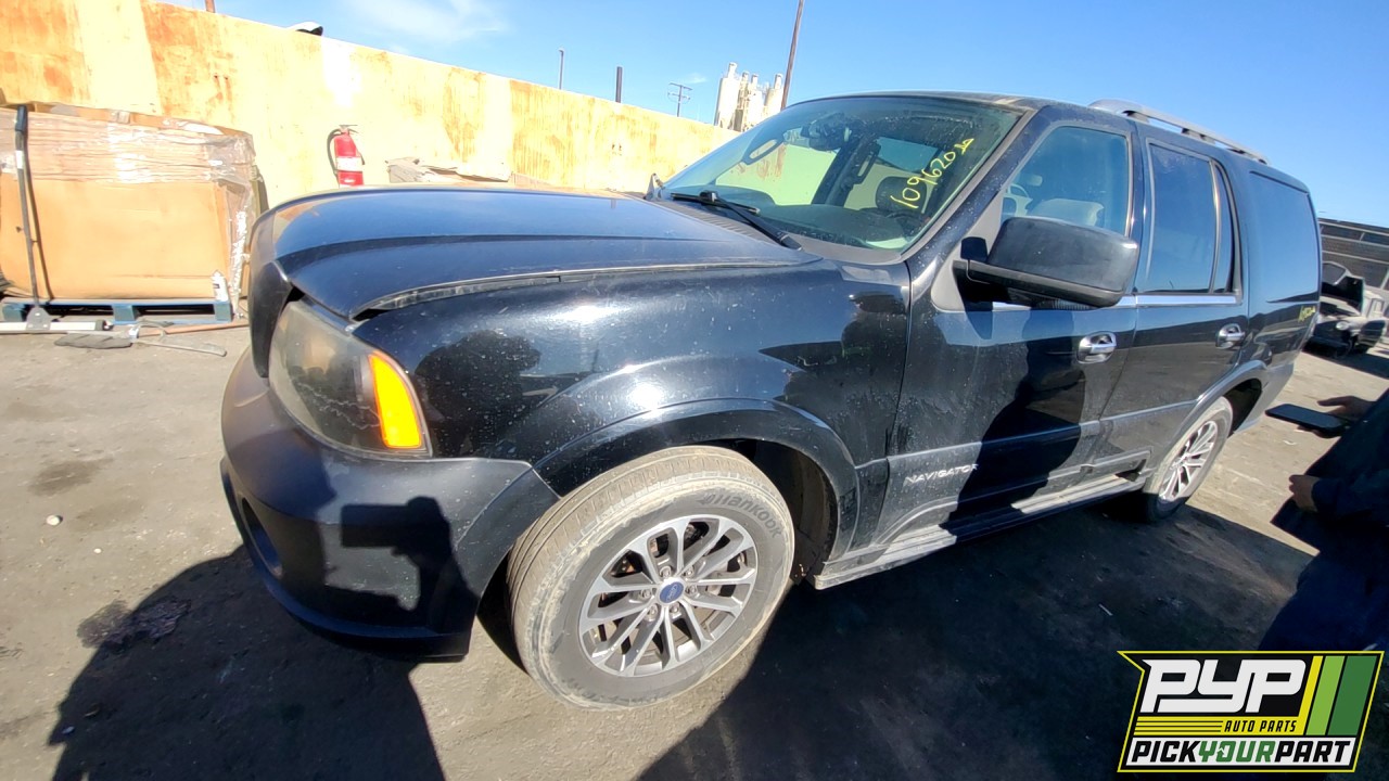 2003 LINCOLN NAVIGATOR partes disponibles