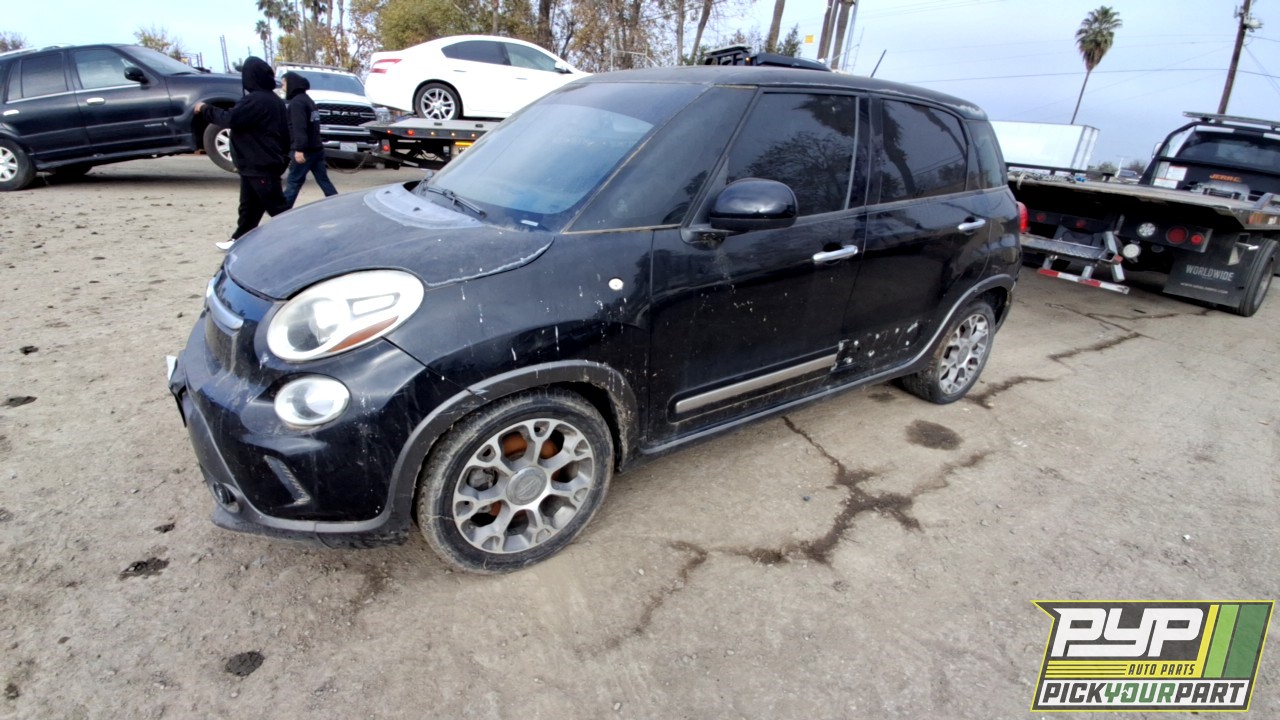 2014 FIAT 500L partes disponibles