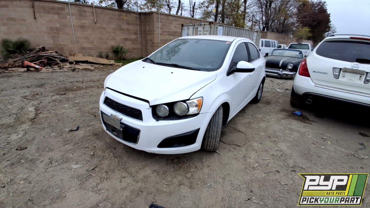 2015 CHEVROLET SONIC partes disponibles