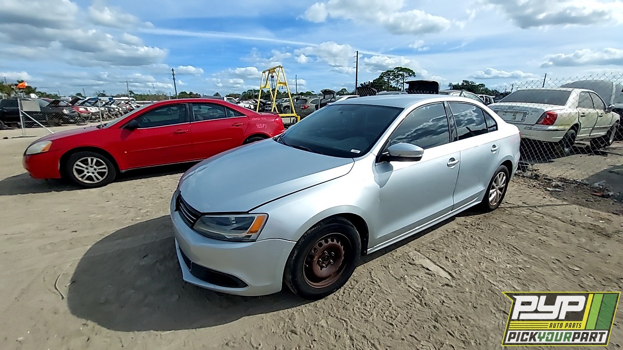 2013 VOLKSWAGEN JETTA partes disponibles