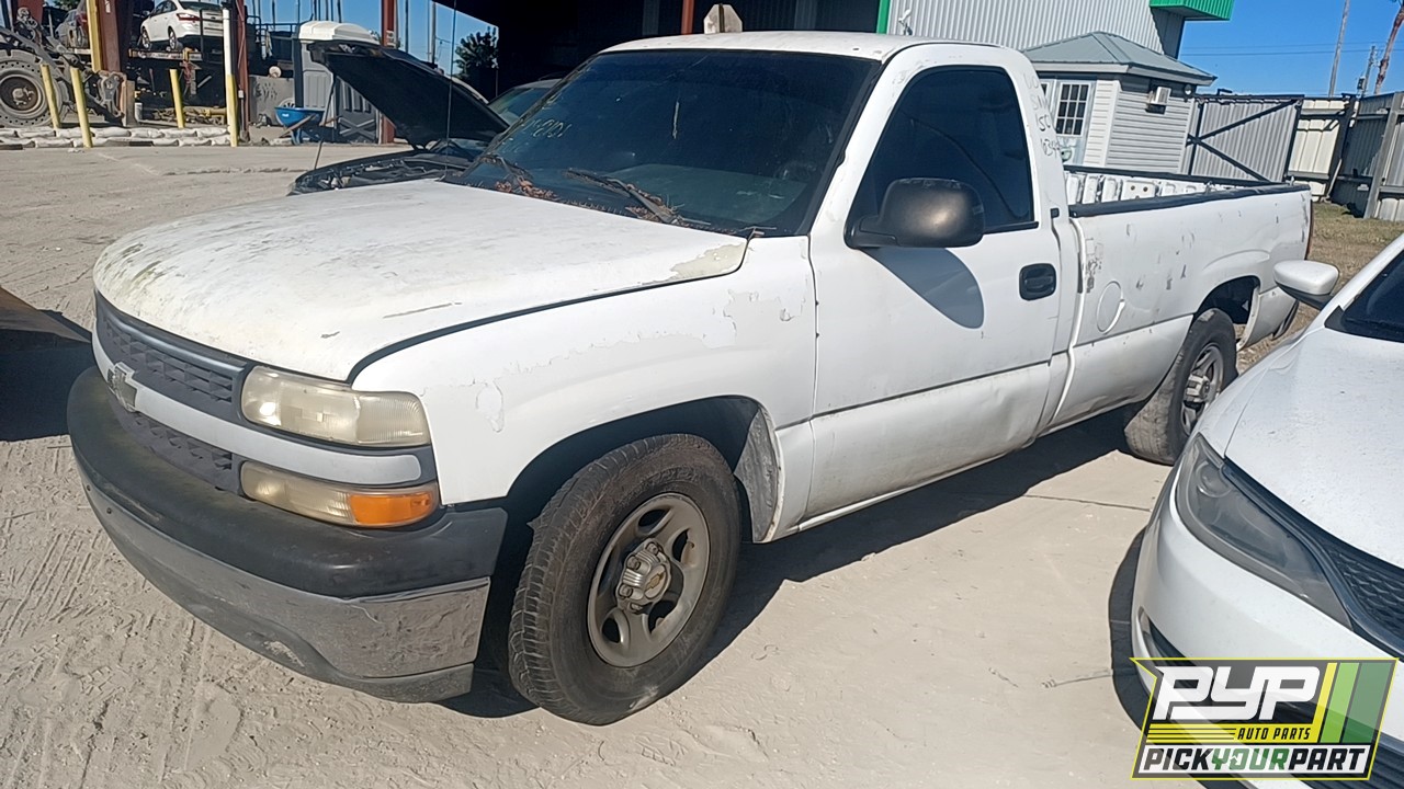 2000 CHEVROLET SILVERADO 1500 available for parts