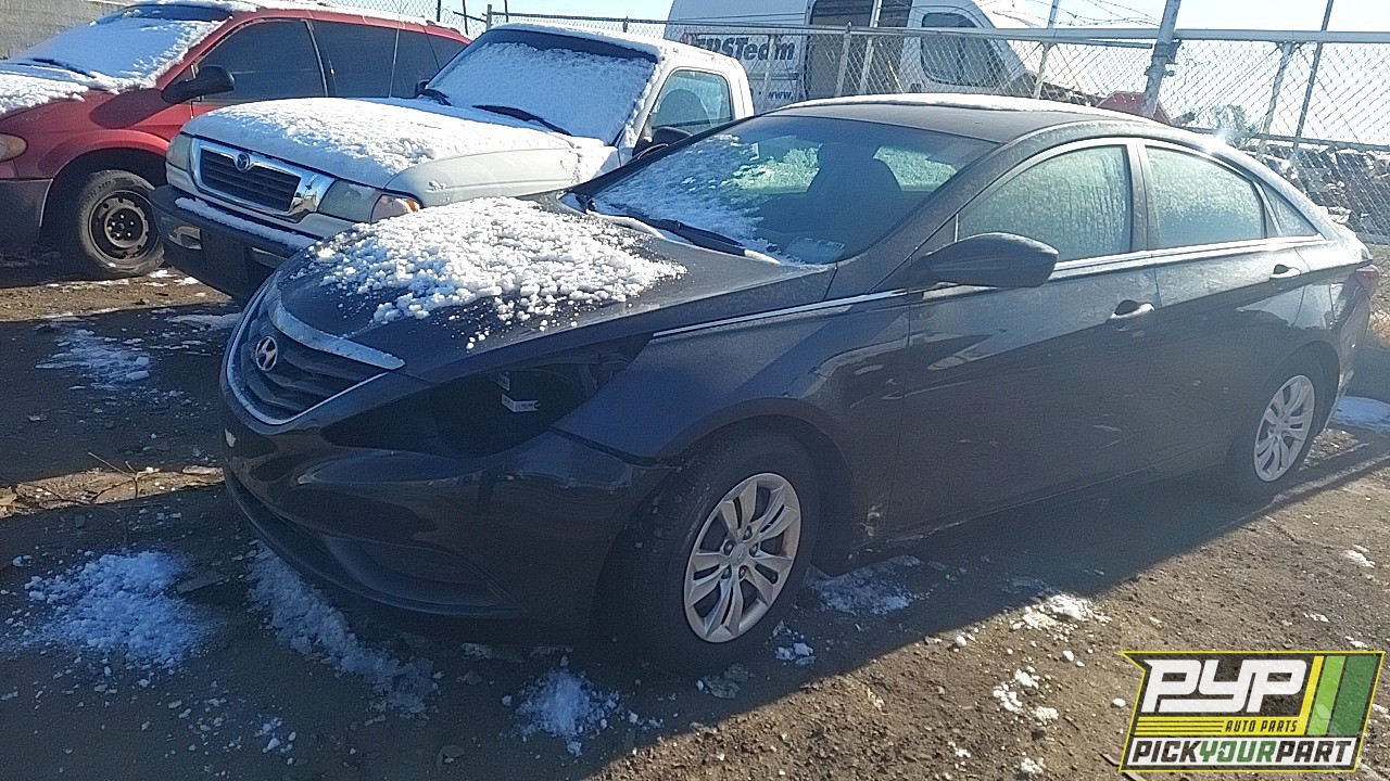 2011 HYUNDAI SONATA available for parts