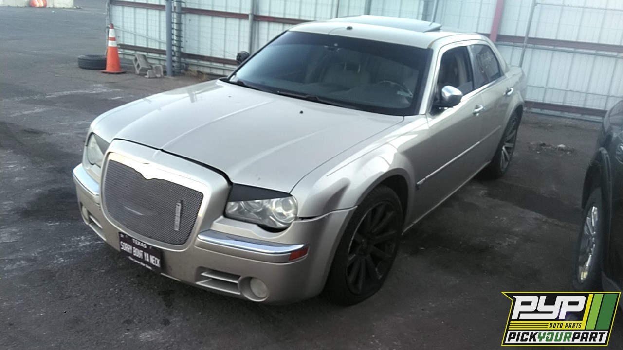 2006 CHRYSLER 300 available for parts