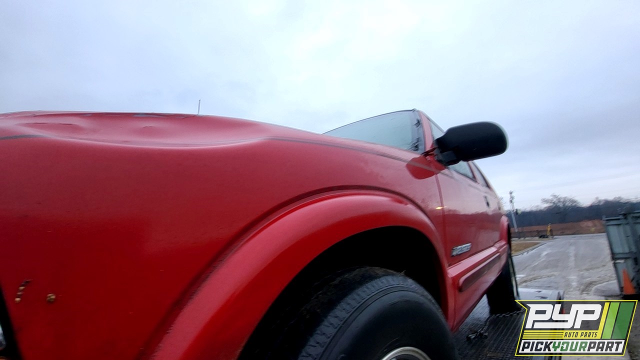 2004 CHEVROLET BLAZER partes disponibles