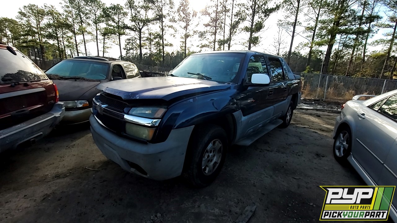 2002 CHEVROLET AVALANCHE 1500 available for parts