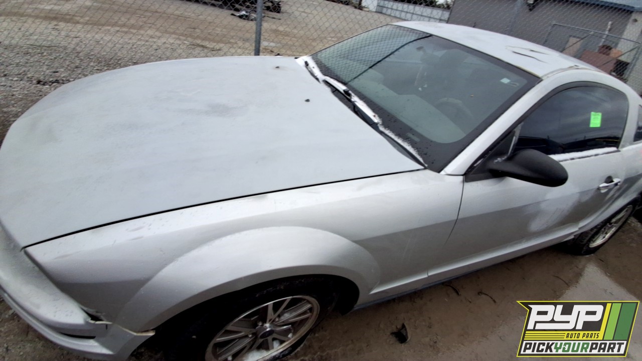 2005 FORD MUSTANG partes disponibles