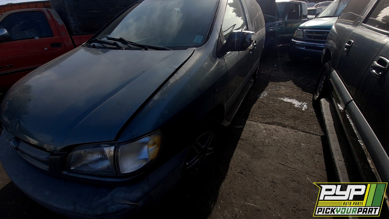 2000 TOYOTA SIENNA available for parts