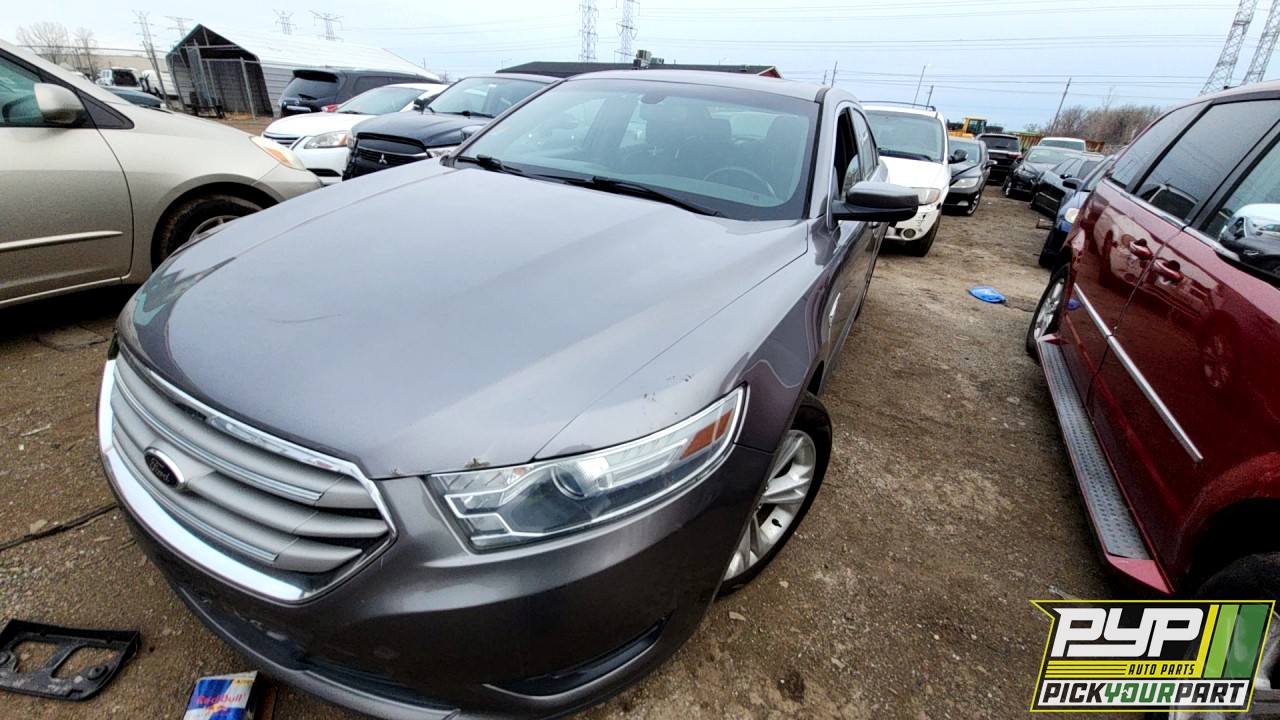 2013 FORD TAURUS partes disponibles
