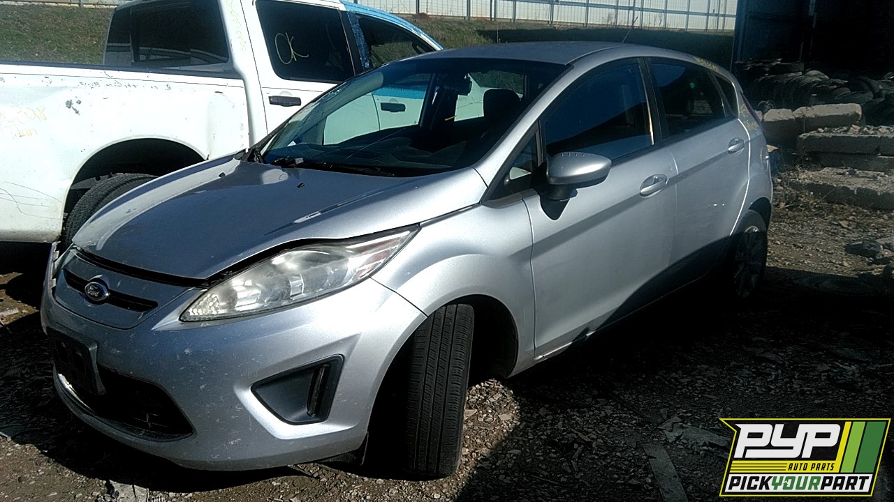 2012 FORD FIESTA partes disponibles