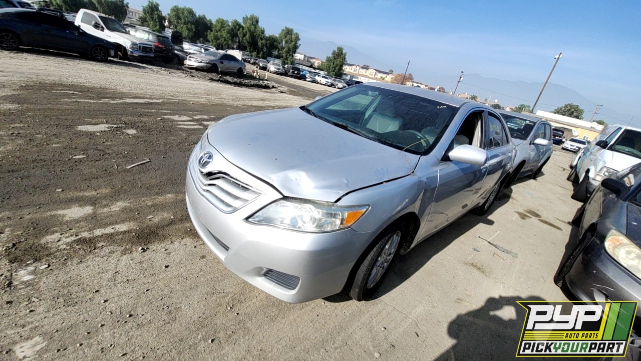 2011 TOYOTA CAMRY partes disponibles