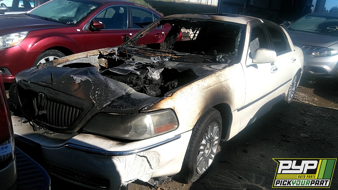 2007 LINCOLN TOWN CAR partes disponibles