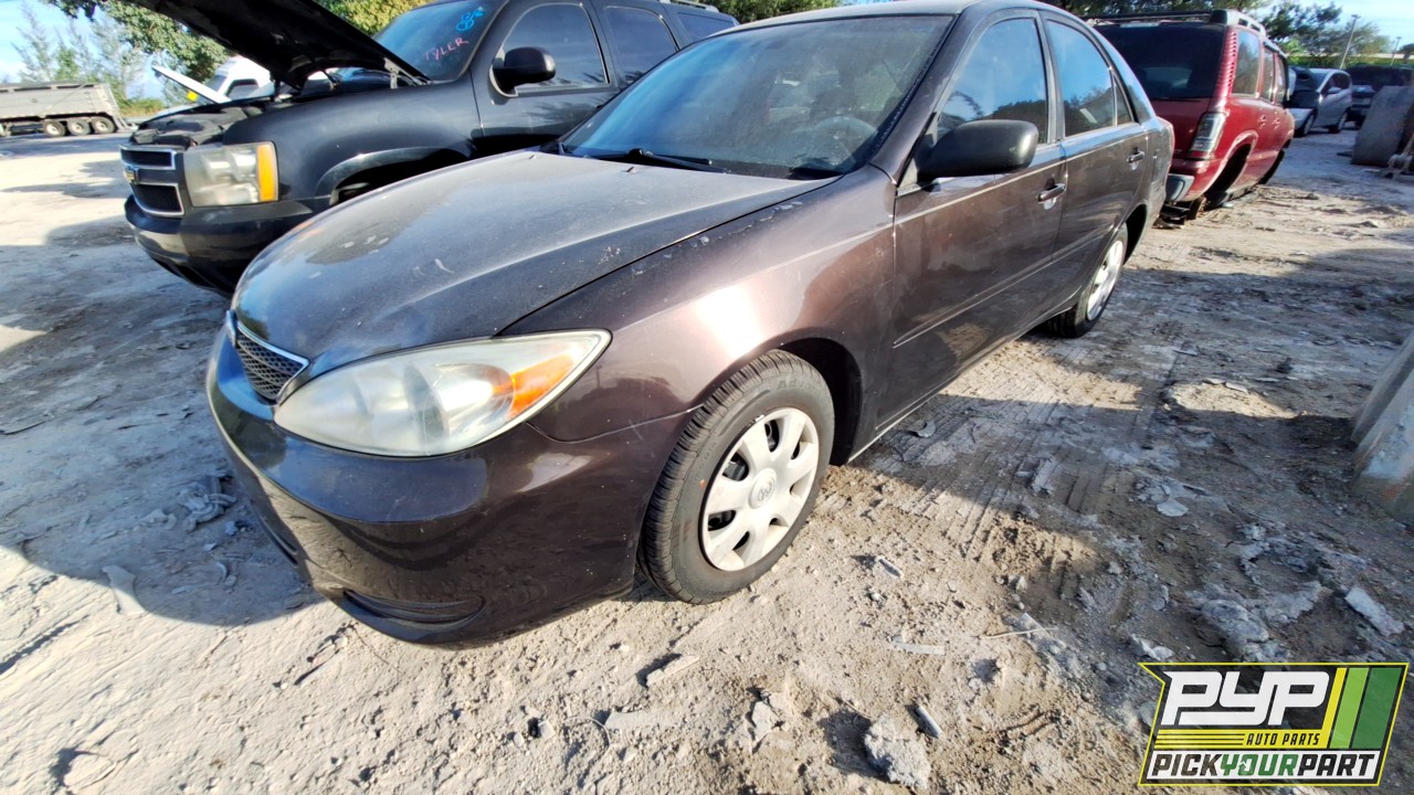 2003 TOYOTA CAMRY partes disponibles
