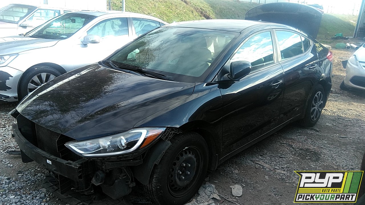 2017 HYUNDAI ELANTRA partes disponibles