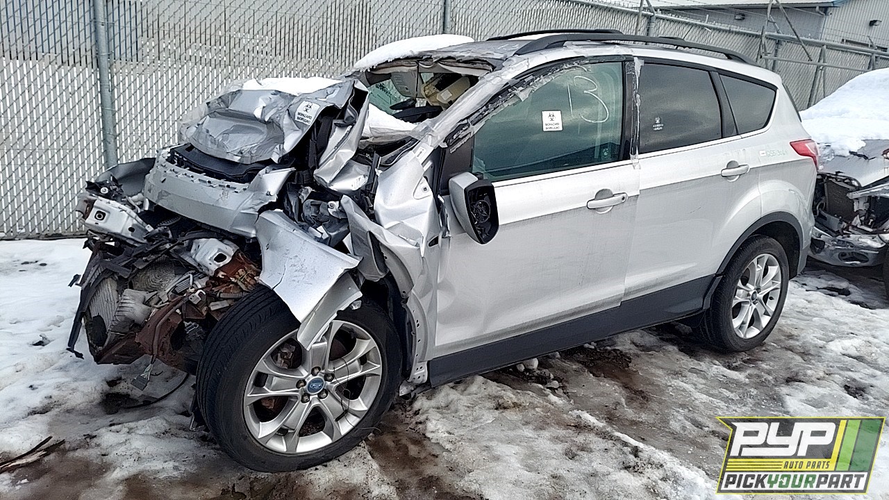 2013 FORD ESCAPE partes disponibles