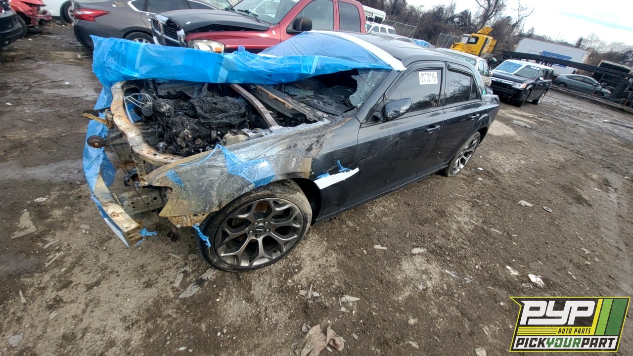 2018 CHRYSLER 300 partes disponibles