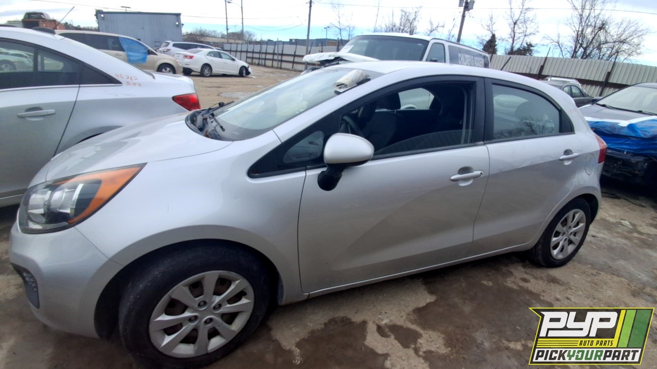 2012 KIA RIO 5-DOOR partes disponibles