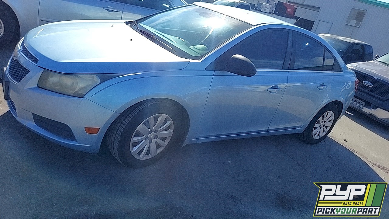 2011 CHEVROLET CRUZE partes disponibles