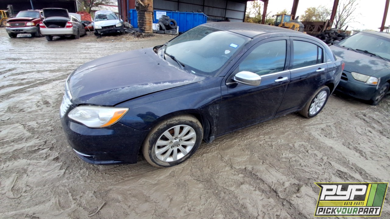 2011 CHRYSLER 200 partes disponibles