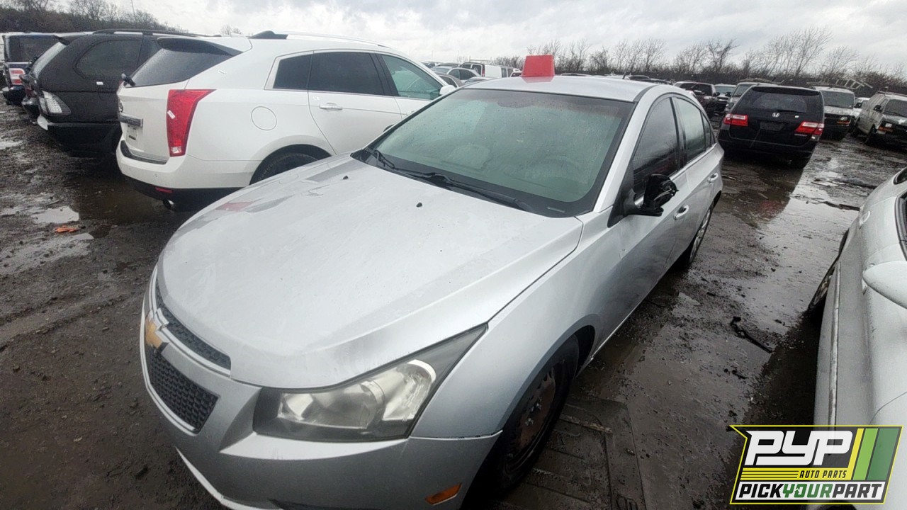 2011 CHEVROLET CRUZE partes disponibles