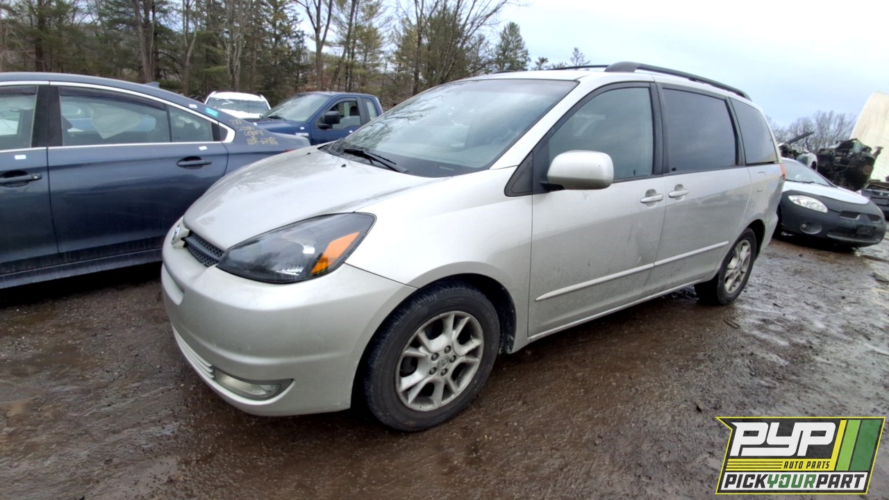 2004 TOYOTA SIENNA available for parts