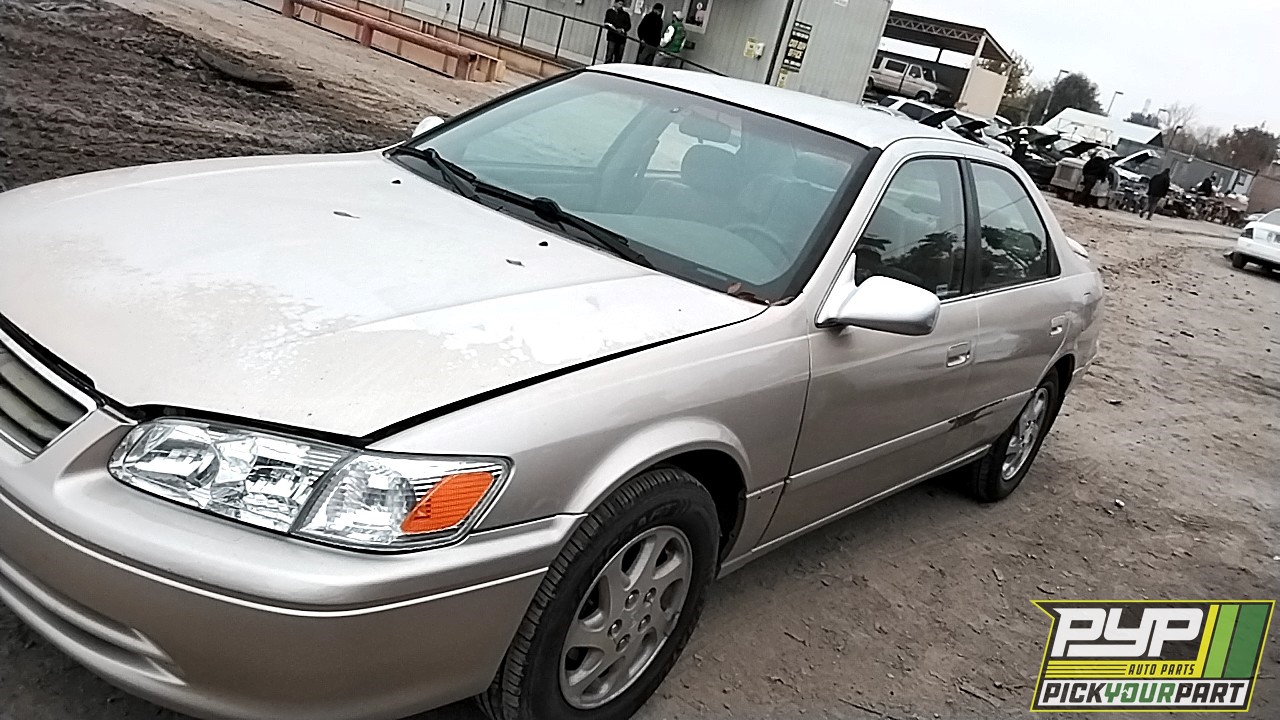 2000 TOYOTA CAMRY available for parts