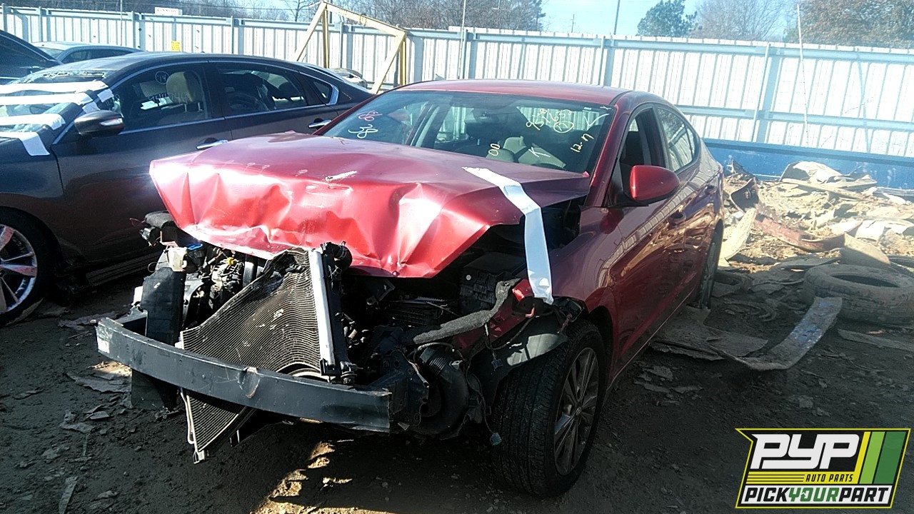 2017 HYUNDAI ELANTRA partes disponibles