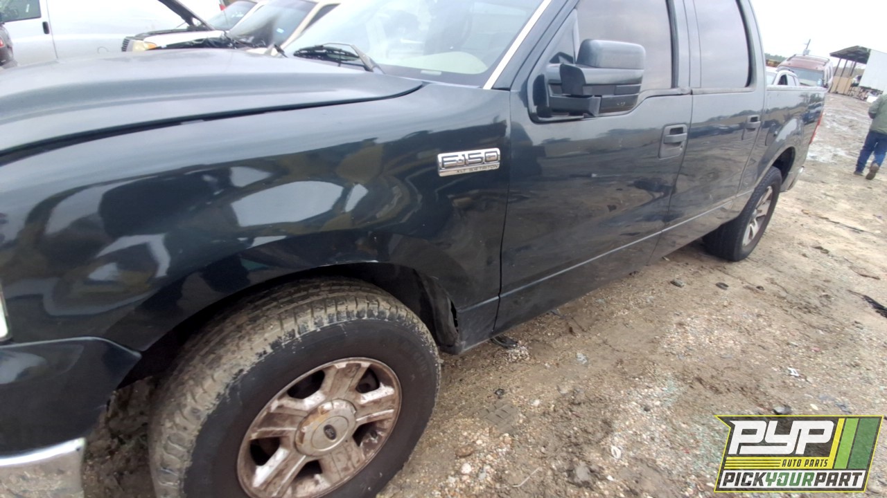 2004 FORD F-150 available for parts