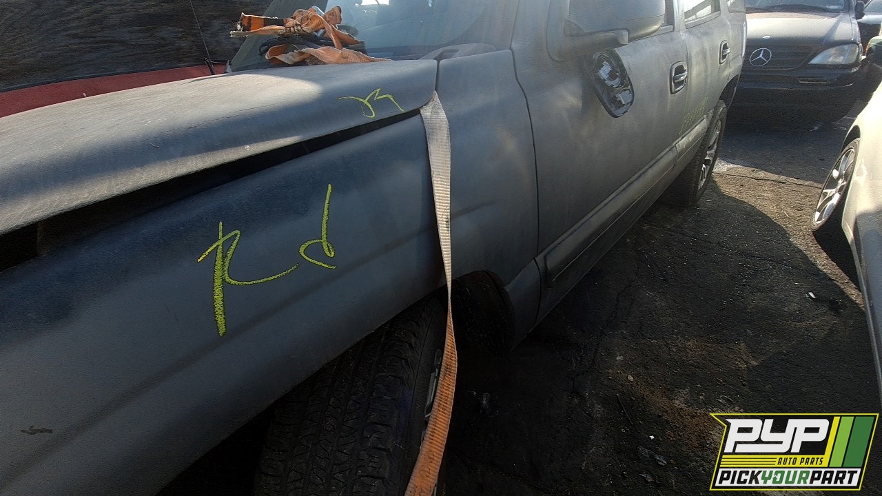 2003 CHEVROLET TAHOE partes disponibles