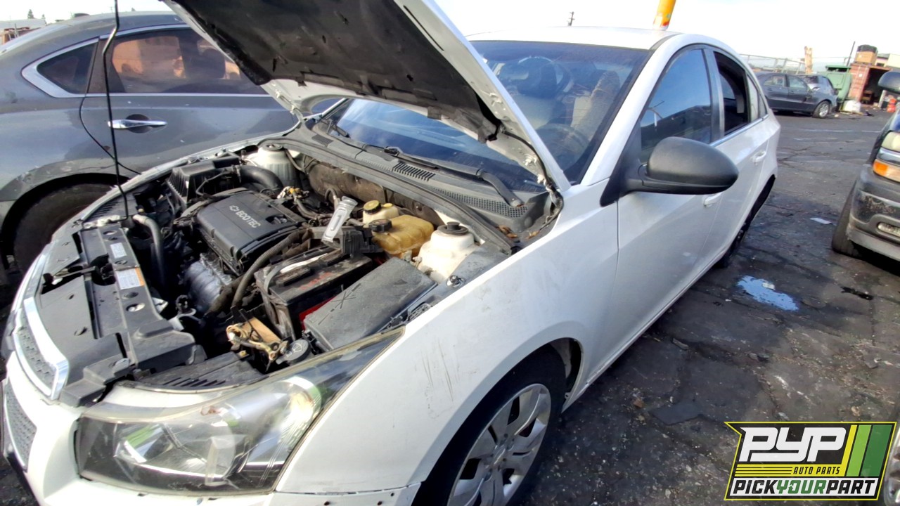 2012 CHEVROLET CRUZE partes disponibles