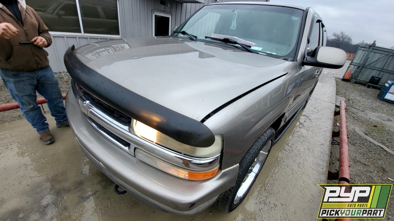 2001 CHEVROLET SUBURBAN 1500 partes disponibles