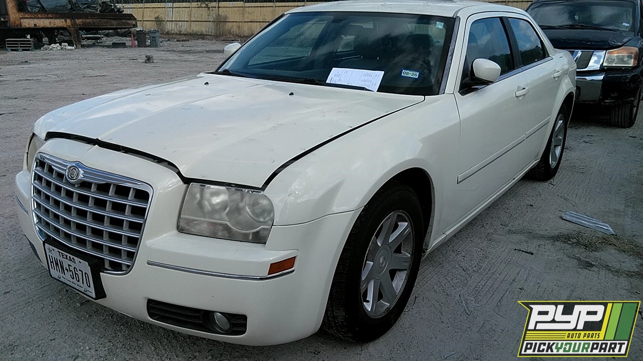 2005 CHRYSLER 300 partes disponibles